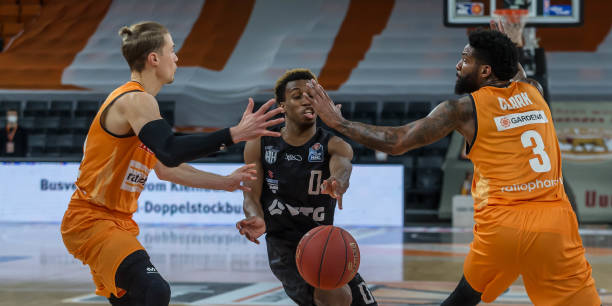 为帮助国足 为帮助国足