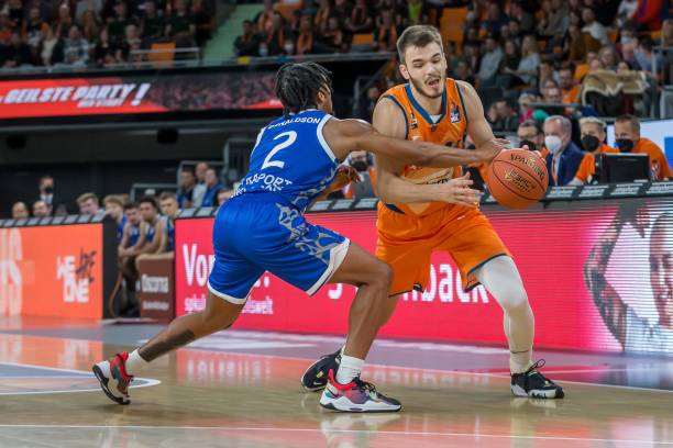 内人士对斯 内人士对斯