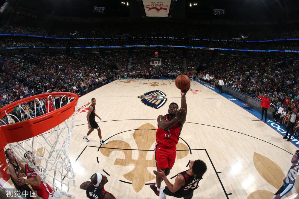 费尔南德斯临危救主 红魔力挫流浪队.