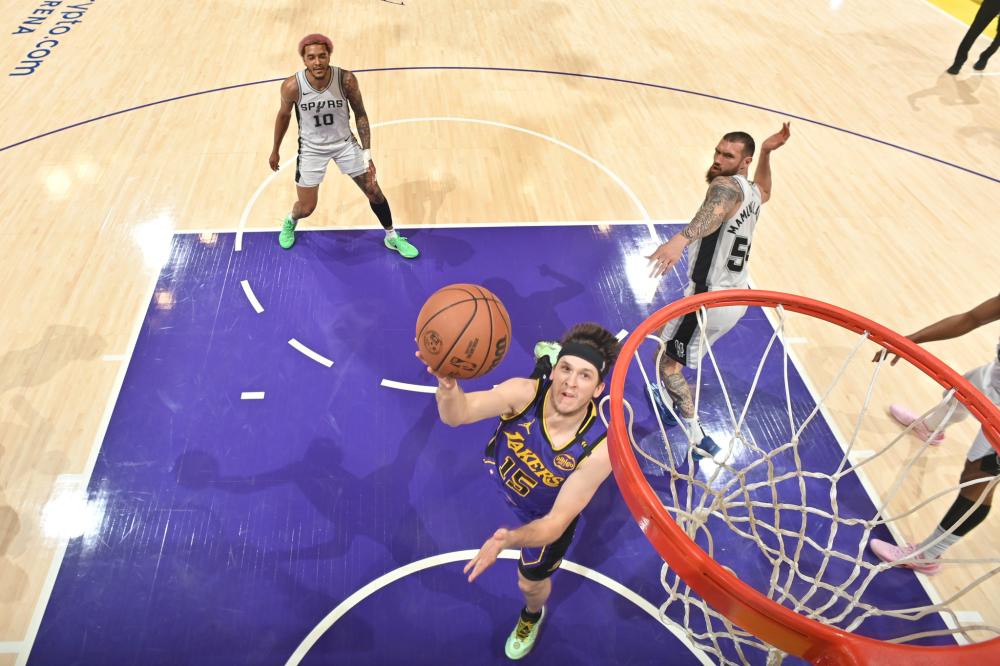 西班牙vs荷兰：奥尔莫、亚马尔首发，范戴克、加克波出战.