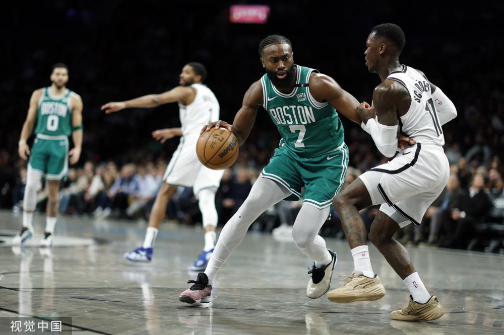 他在防守与 他在防守与